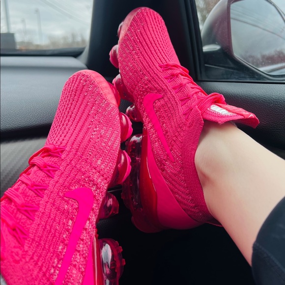 Nike Shoes - Nike Vapormax Flyknit 3 Hyper Punch/Pink Blast